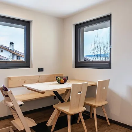 Lara Foehre Apartment